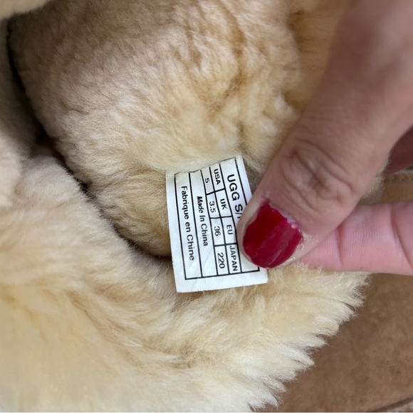 UGG Shearling Boots in Tan - Picture 4 of 7